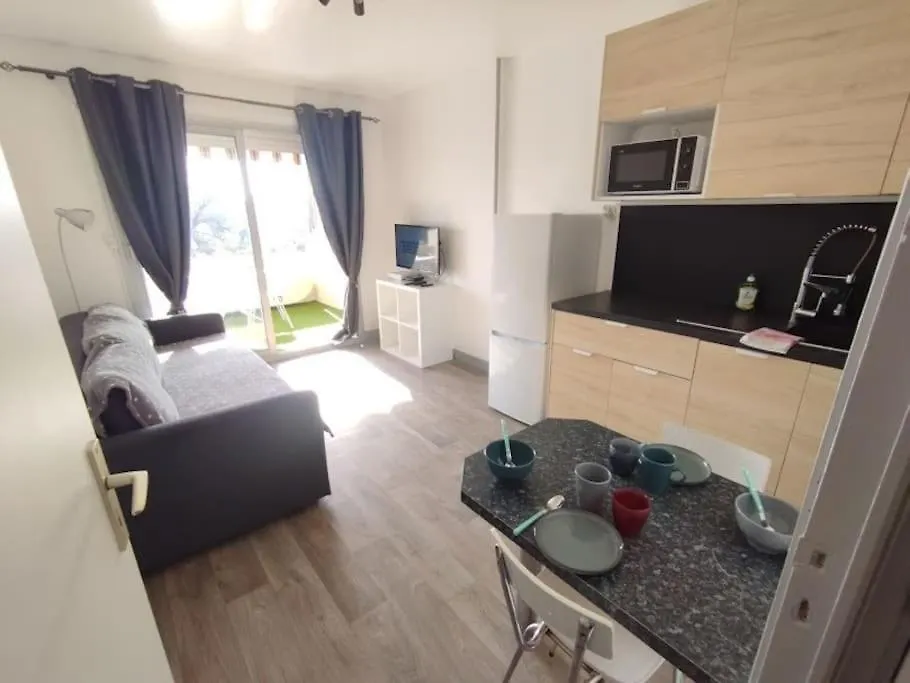 Apartment Studio Antibes Piscine Wifi