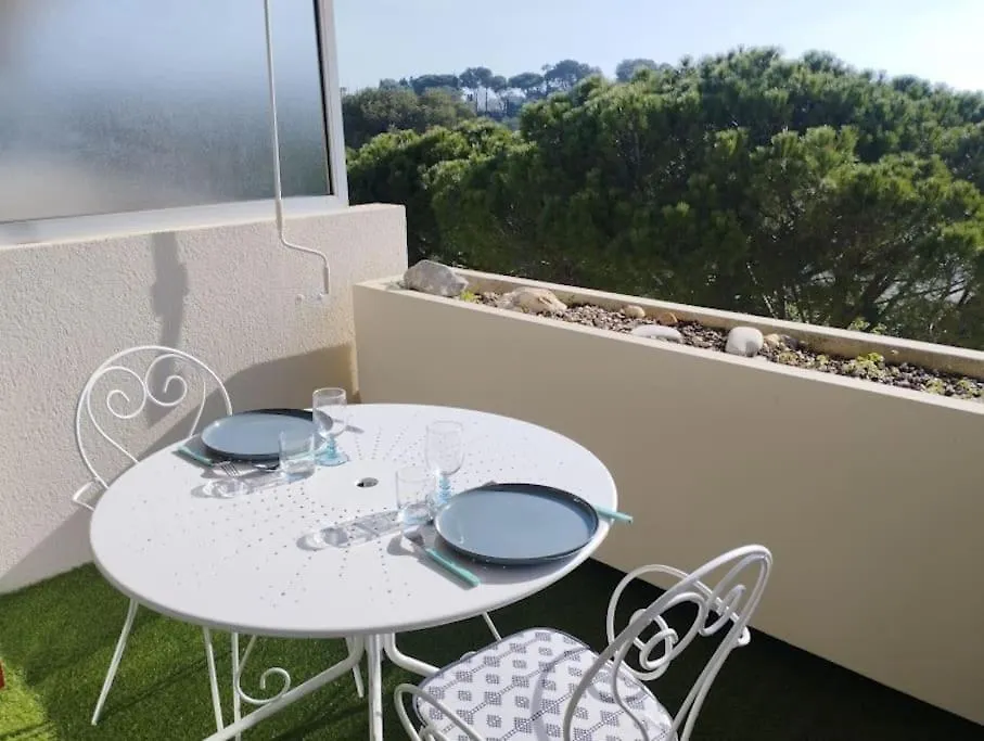 Studio Antibes Piscine Wifi 0*,  France